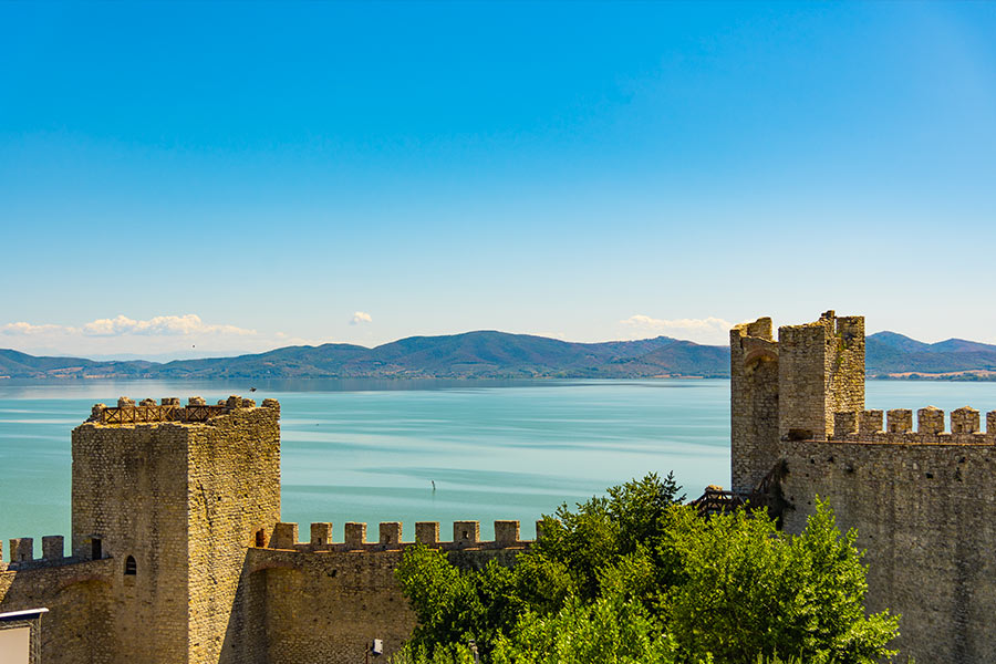 spasso-toscana-riva-lago-podere-la-casina